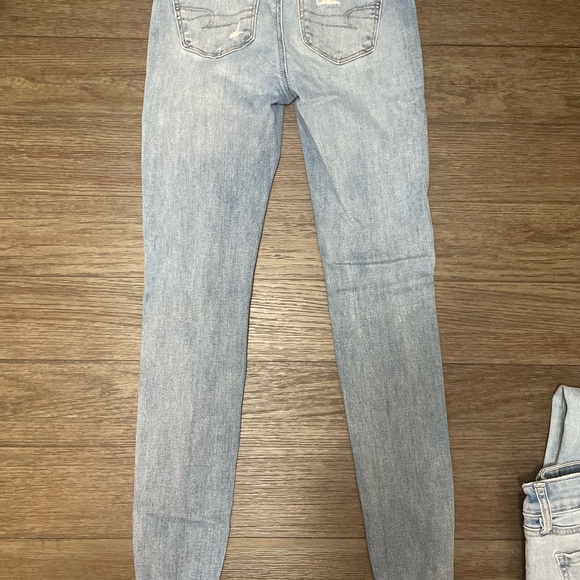 Bundle, for the price you will get all 4 pairs! American Eagle Jeans size 0 - Picture 4 of 8